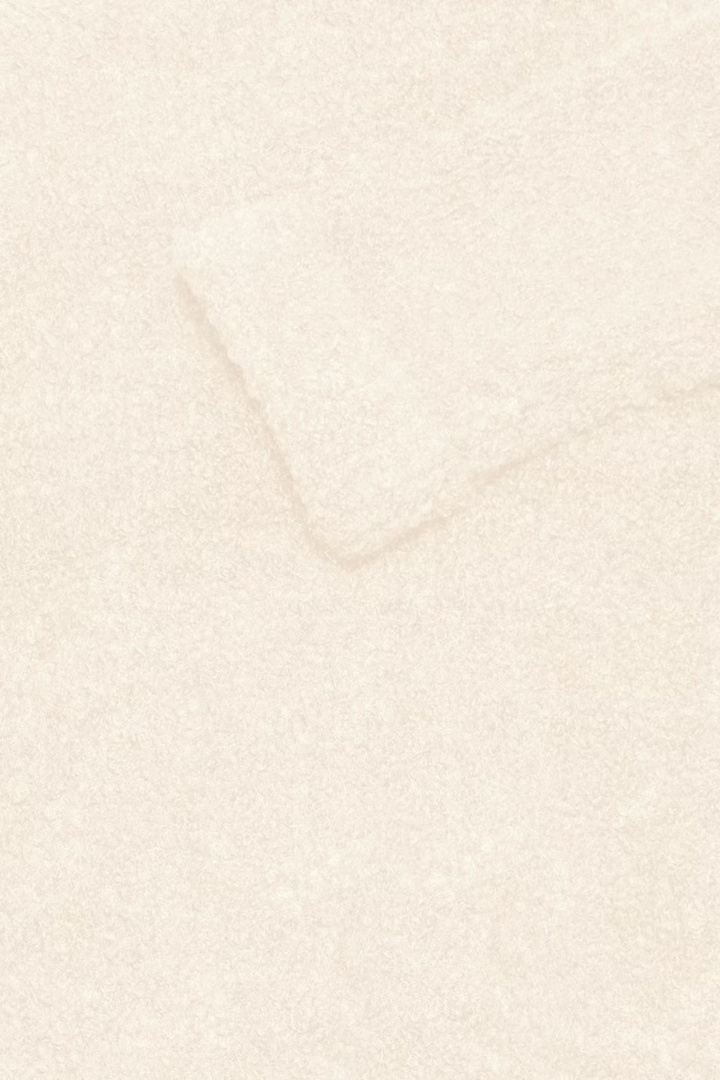 IHBLARISA Pullover Almond Milk