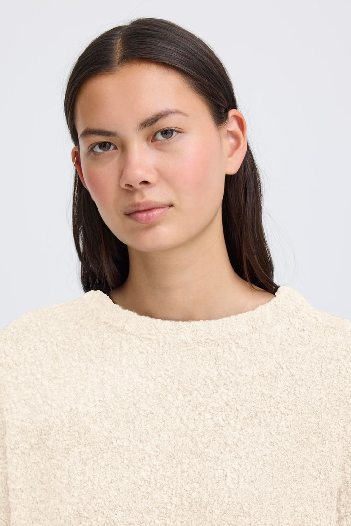 IHBLARISA Pullover Almond Milk