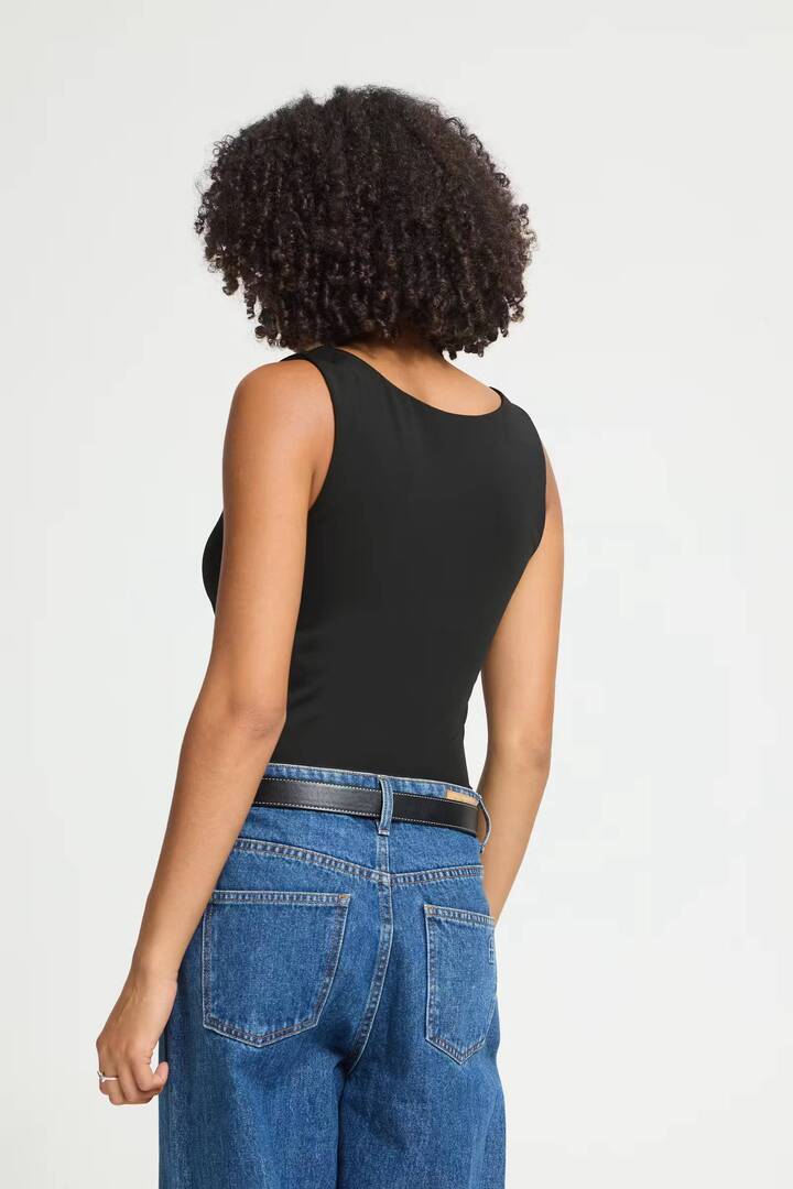 IAGRO Sleeveless Black