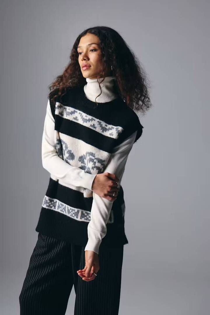 IHLULS Knit Birch / White