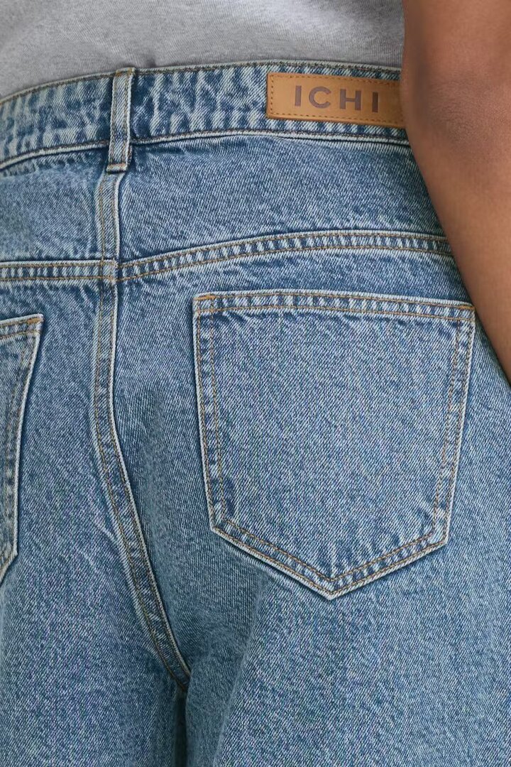 IHAVENY Bermuda  Washed med. blue