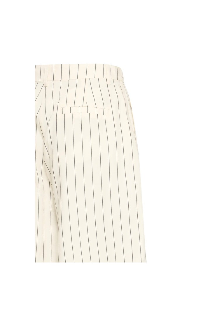 IHBECCOS BERMUDA SHORTS BIRCH/BLACK STRIPE