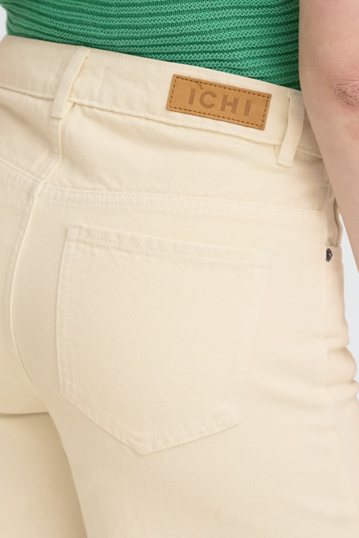IHKIRSTEN Bermuda shorts Birch