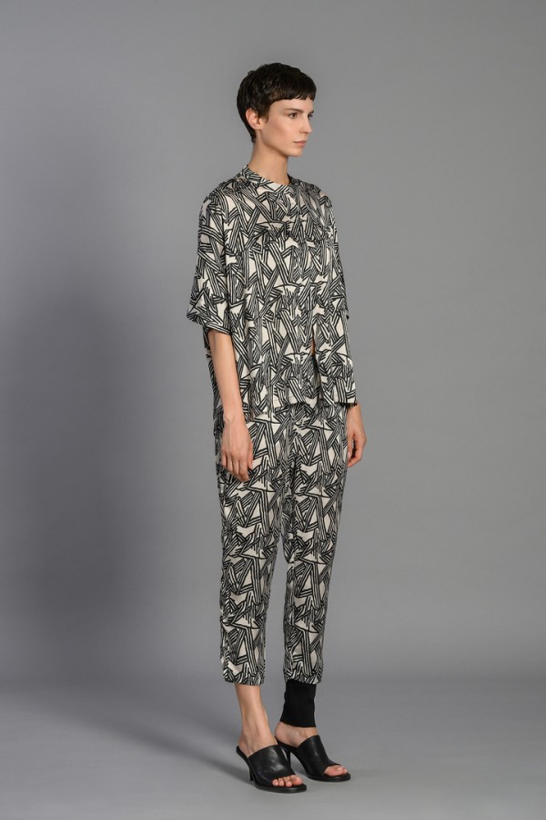 SONYA/P PRINTED SHIRT VANILLA BLACK