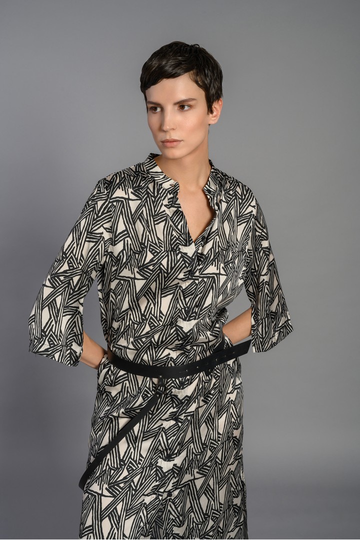 LISTA LONGLINE SHIRT VANILLA BLACK