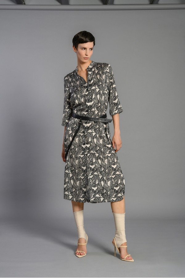 LISTA LONGLINE SHIRT VANILLA BLACK