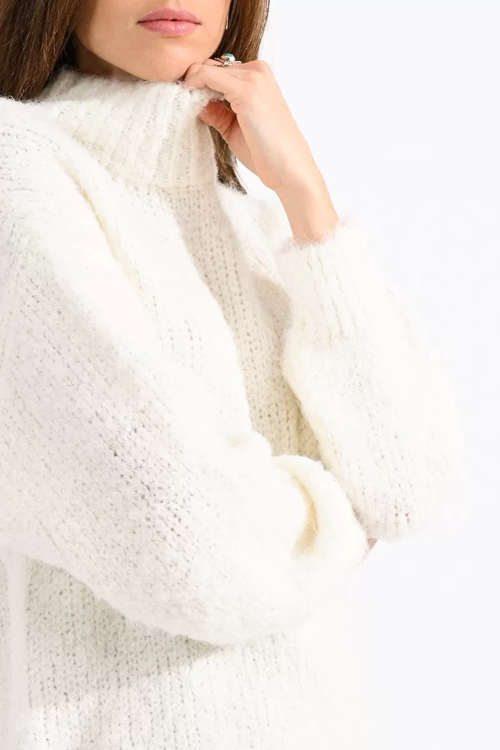 HIGH COLLAR JUMPER IN SOFT KNIT OFF WHITE