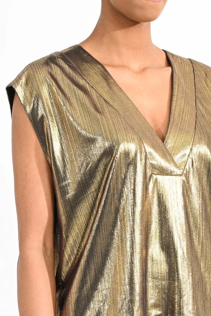 V-NECK IRIDESCENT KNIT TOP GOLD