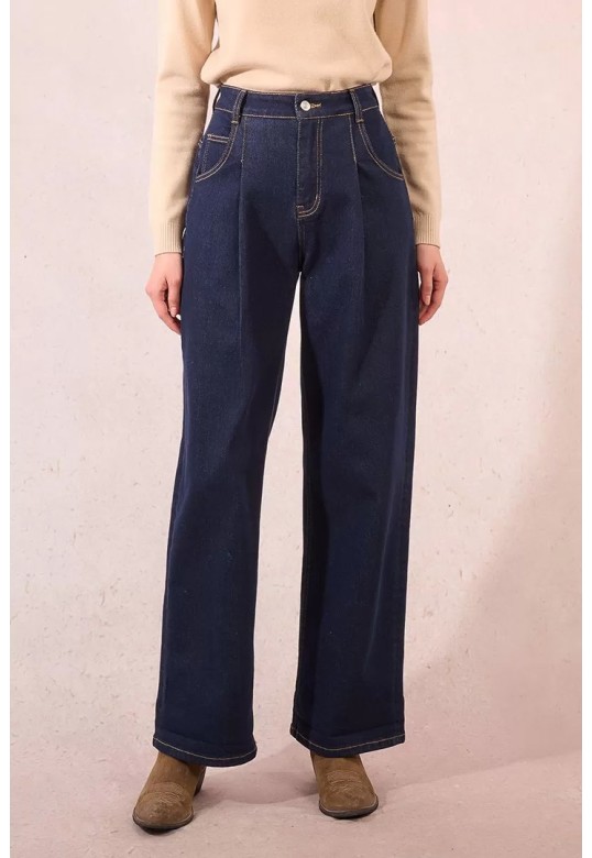 Wide cuffed denim