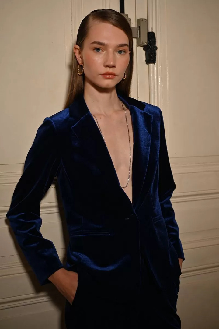 Fitted velvet blazer Cobalt Blue