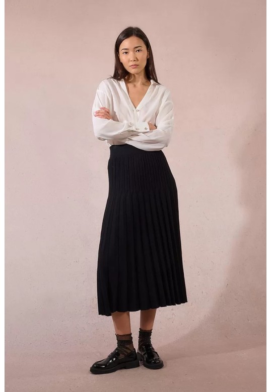 Pleated knit midi skirt Black