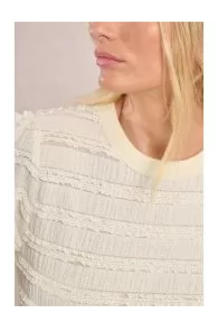 Ruffled waffle top off white