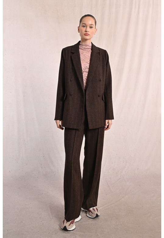 Striped straight and double-breasted blazer Chocolate