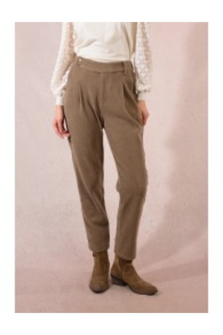 Carrot velvet trousers Khaki
