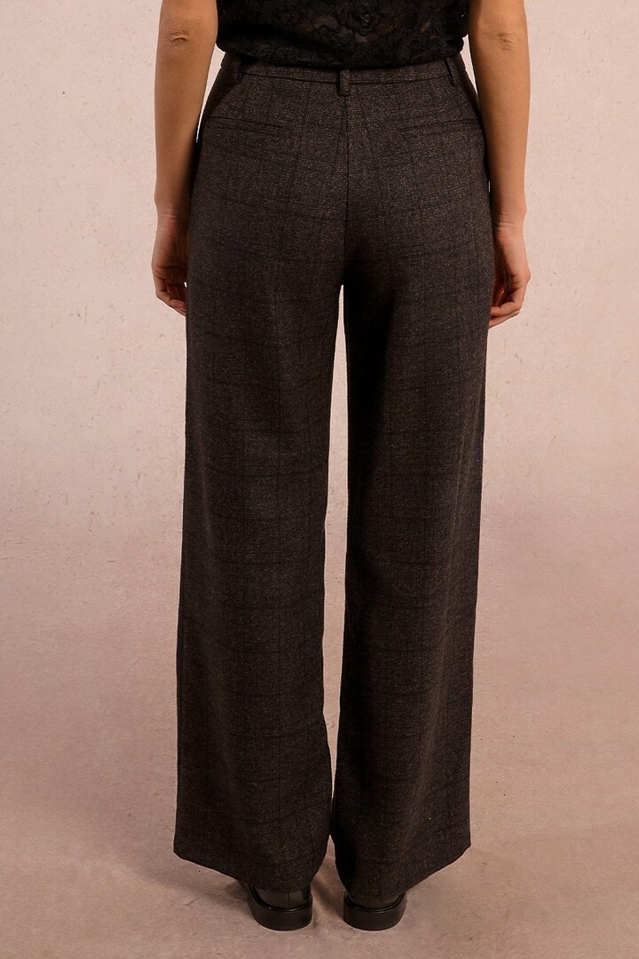 Straight pants with checks Black