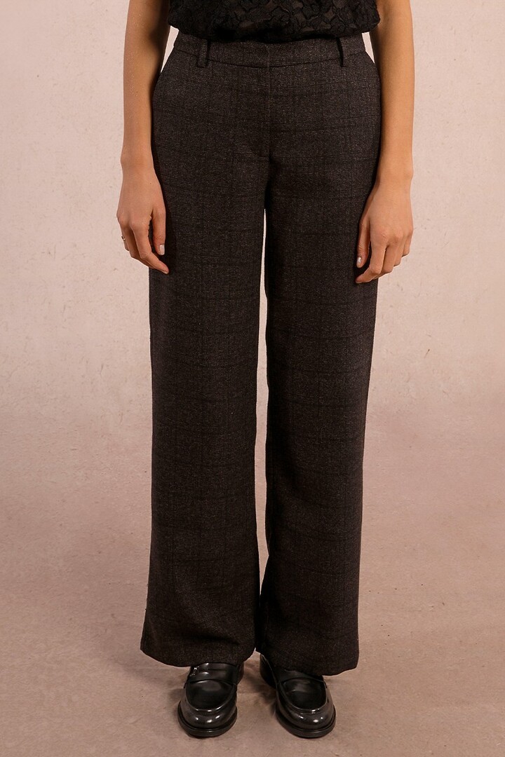 Straight pants with checks Black