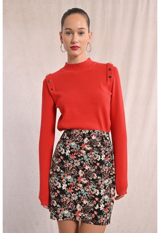 Fine sweater with shoulder pads red