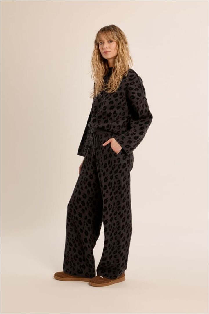 Knitted Trousers, Animal Print Dark Grey
