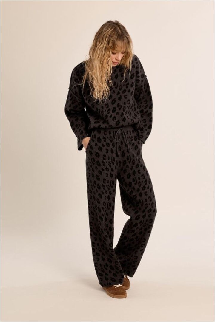 Knitted Trousers, Animal Print Dark Grey