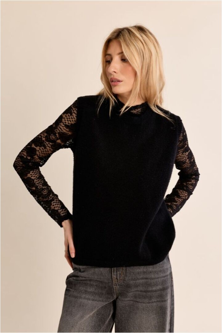 Sleeveless Sweater, Halter Black