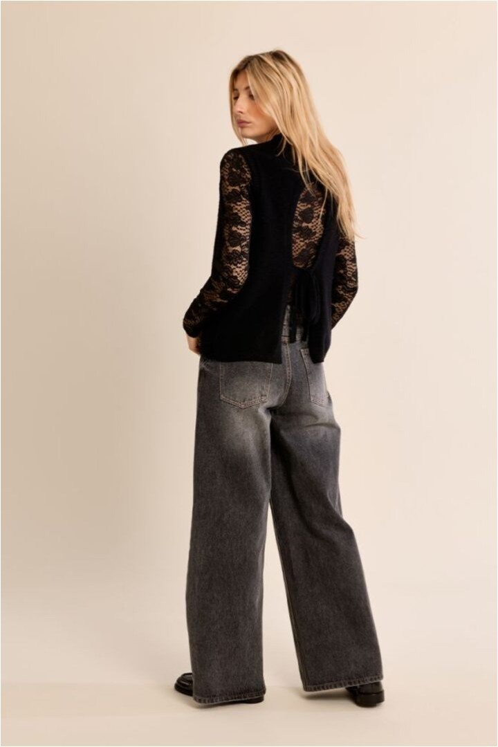 Sleeveless Sweater, Halter Black