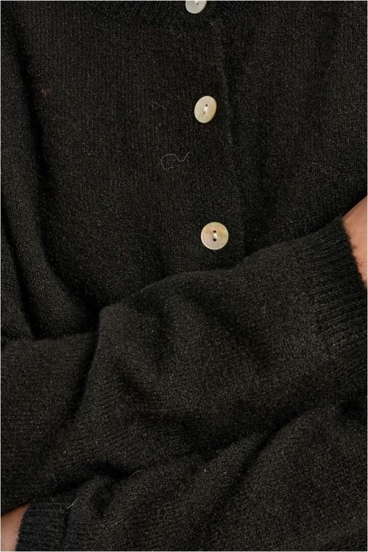Knitted cardigan with round neck Black