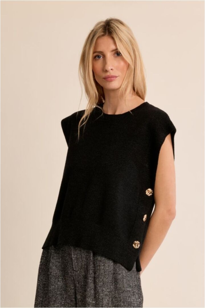 Sleeveless Knitted Sweater Black