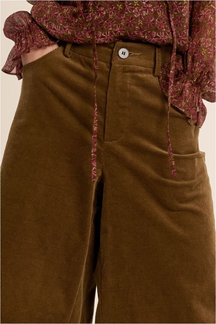 Flared Bermuda Shorts Khaki
