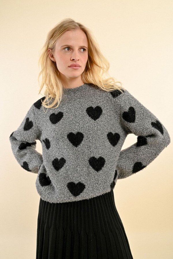 HEART PATTERN SWEATER GREY