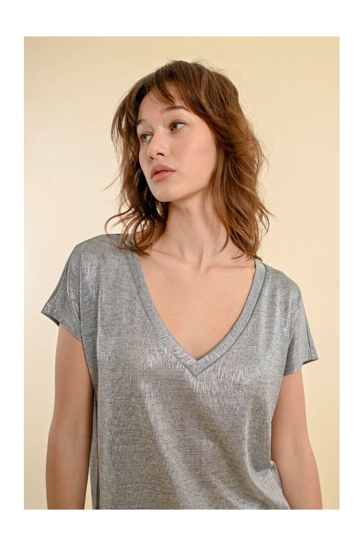 IRIDESCENT V-NECK T-SHIRT SILVERY GREY