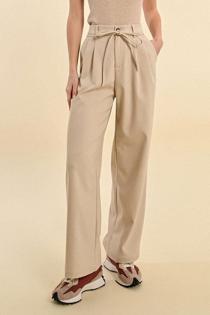 PLEATED PANTS CREAM