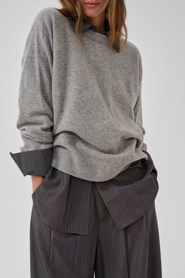 11 THE KNIT CREWNECK Light Grey Melange