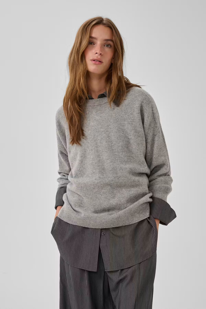 11 THE KNIT CREWNECK Light Grey Melange