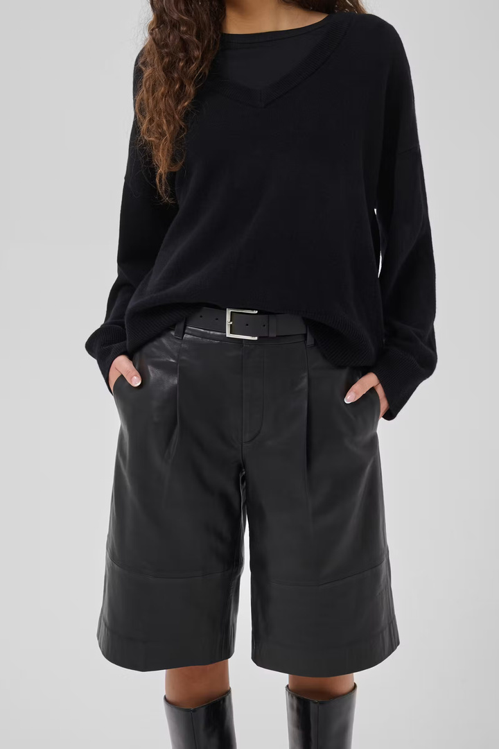 MWJola 100% wool pullover Black