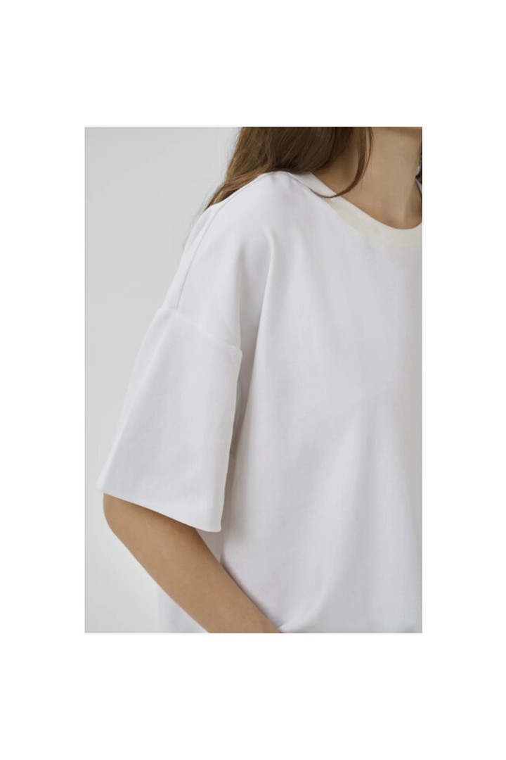 MWApir Boxy Tee Snow White