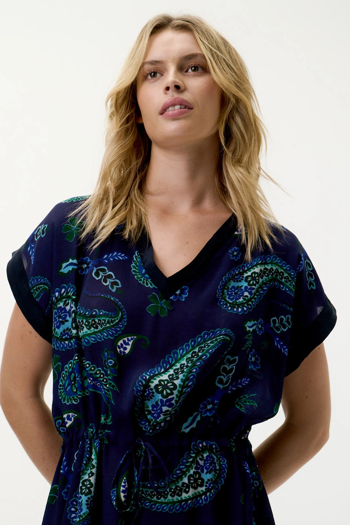 Sammi-Hanalei Bay-Navy Paisley