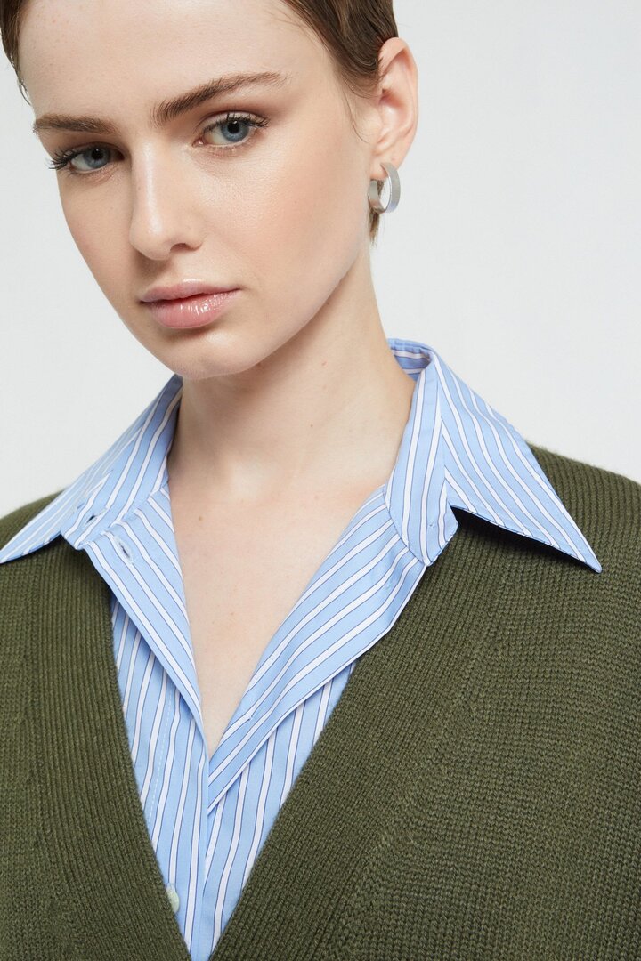 Cardigan with buttons Selva