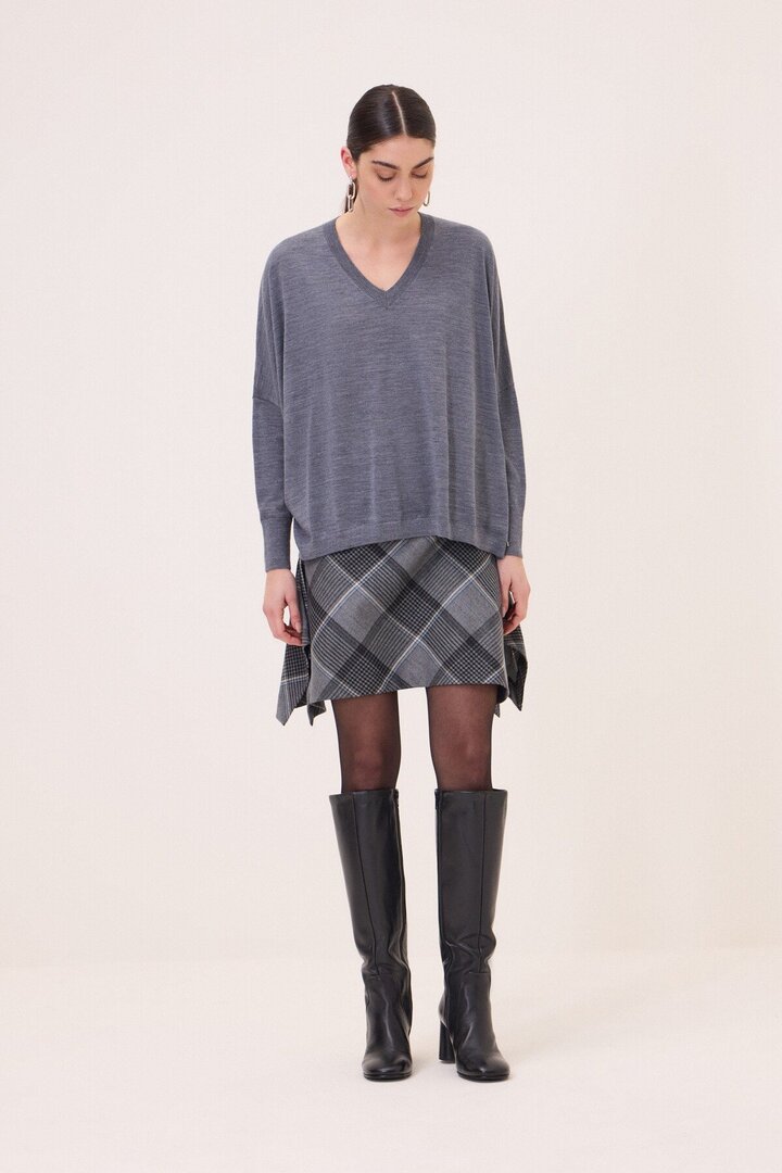 Oversized V-neck sweater Grey