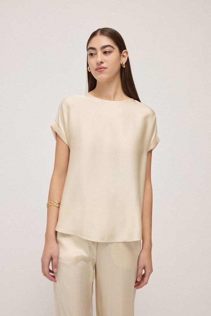 Viscose satin blouse Latte