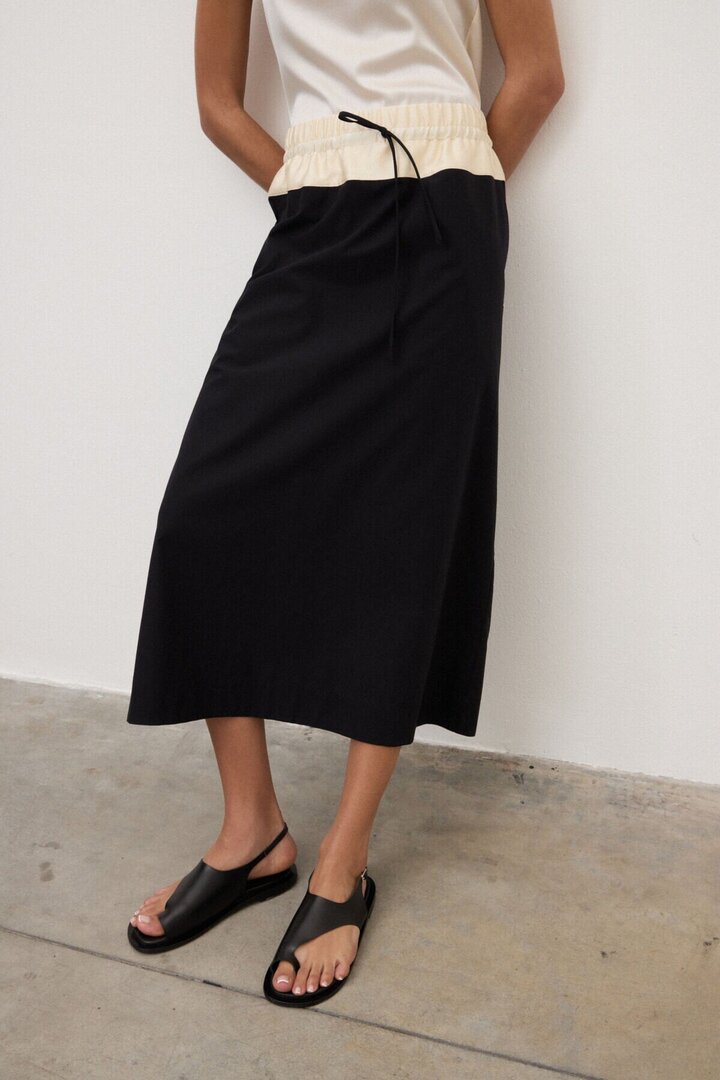 Long skirt with drawstring Black-Ecru