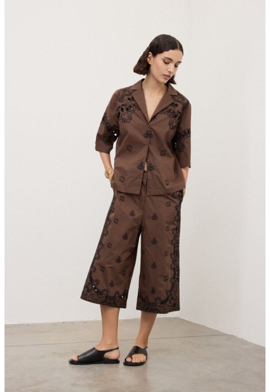 Embroidered cropped trousers Chocolate