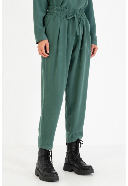TWILL FADE OUT PLEATED PANTS GREEN