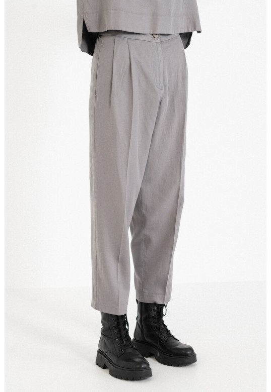 LYOCELL RELAXED PLEATED PANTS GREY