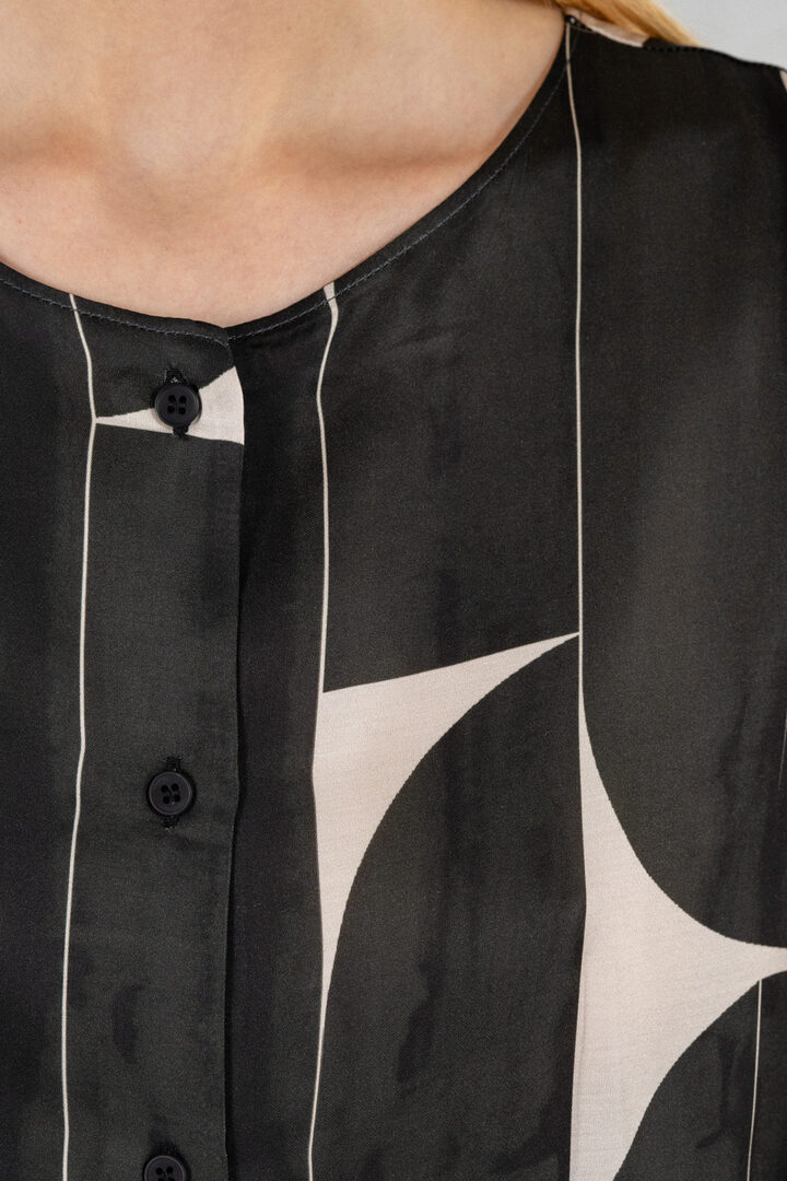 SATIN PRINT OVERSIZED SHIRT OFF BLACK