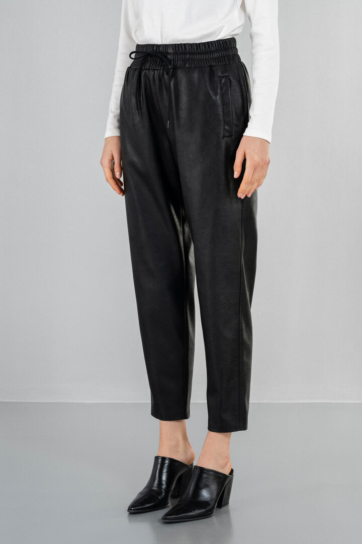 LEATHER JOGGER PANTS BLACK