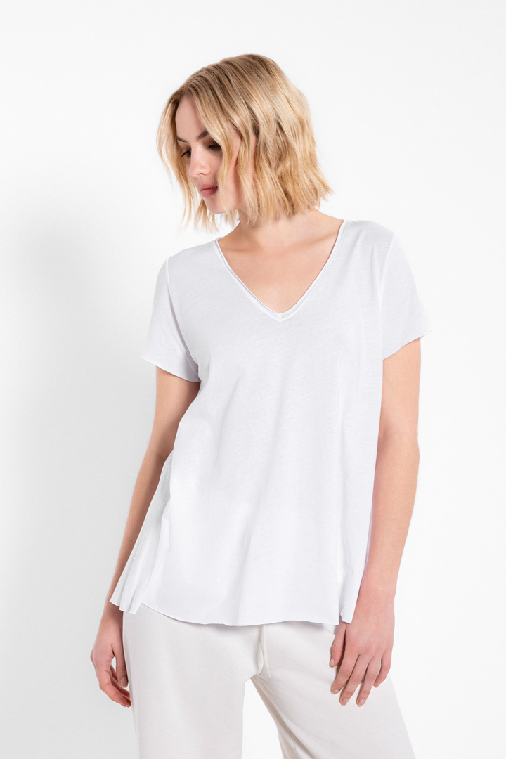ORGANIC COTTON V NECK SHORT SLEEVE TOP WHITE