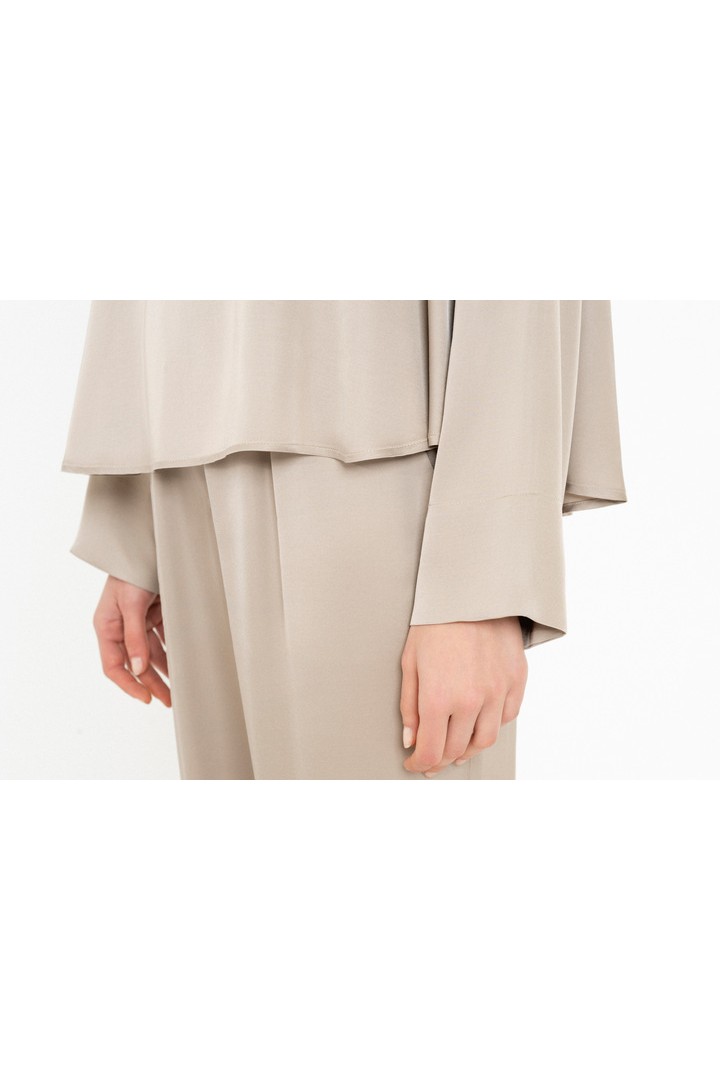 SATIN ECOVERO TOP BEIGE