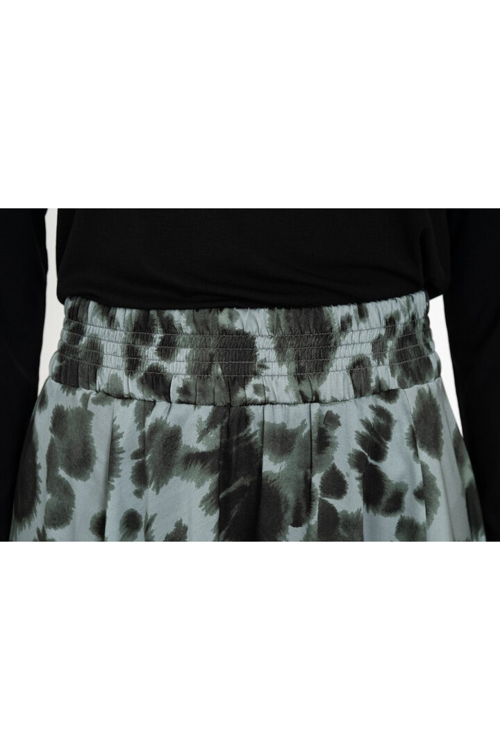 SATIN PRINT SKIRT DUSTY BLUE 