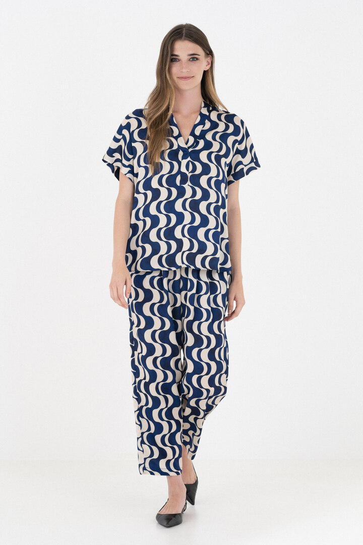 SATIN PRINT SHORT SLEEVE BLOUSE BLUE