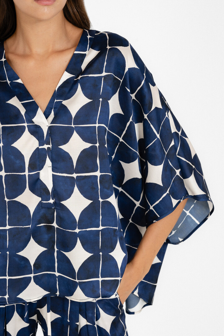 SATIN PRINT OVERSIZED BLOUSE DARK BLUE